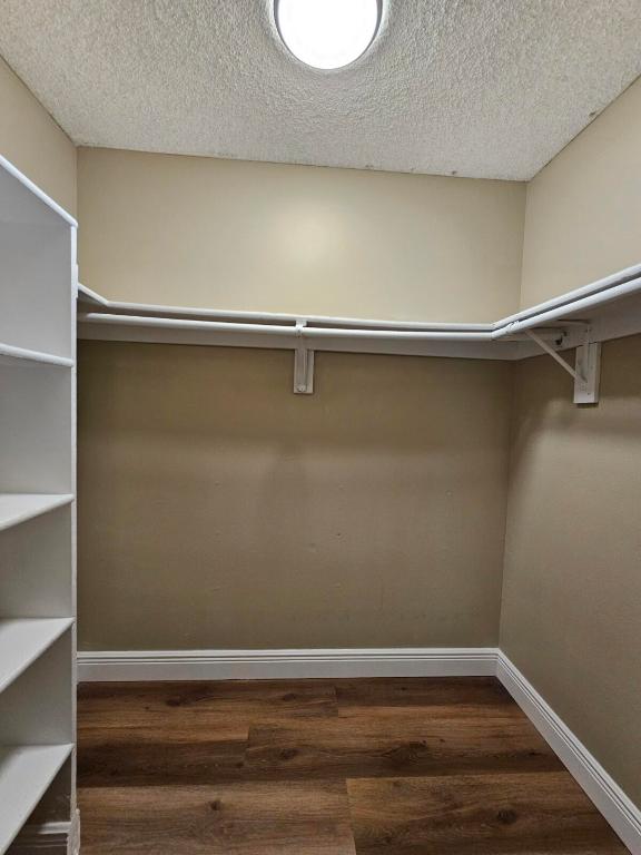 PRESIDENTIAL GOLFVIEW CONDO - Residential Lease