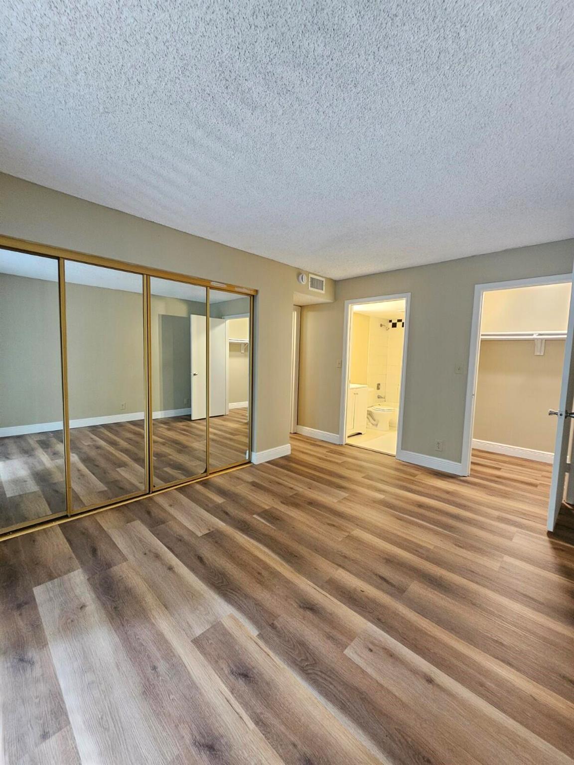 PRESIDENTIAL GOLFVIEW CON - Residential Lease