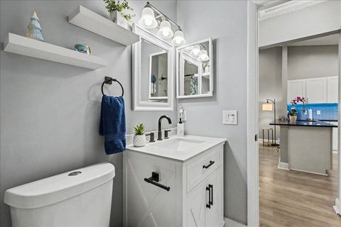 Tiny photo for 3801 Island Club Circle E, Lake Worth, FL 33462 (MLS # B26037224)