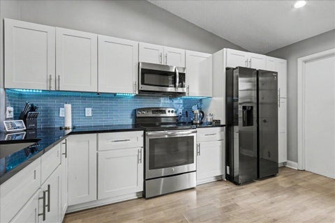 Tiny photo for 3801 Island Club Circle E, Lake Worth, FL 33462 (MLS # B26037224)