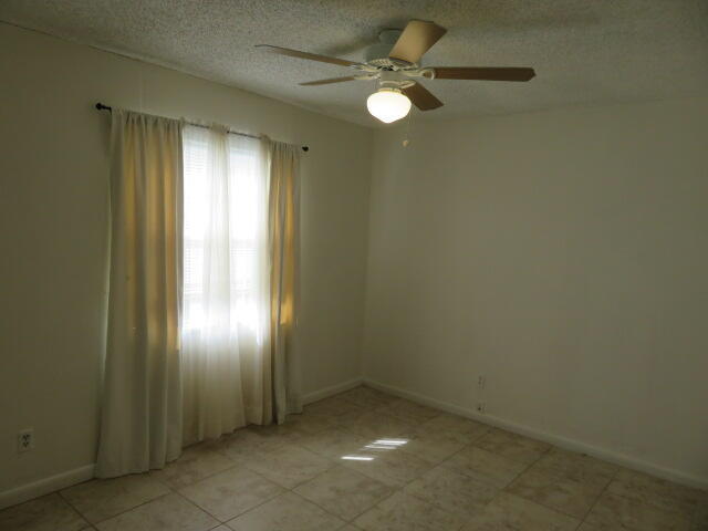 PORT ST LUCIE SECTION 27 - Residential Lease