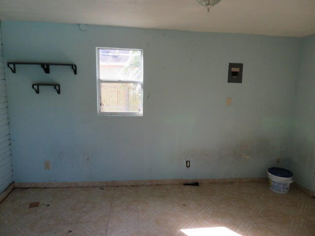 PORT ST LUCIE SECTION 27 - Residential Lease