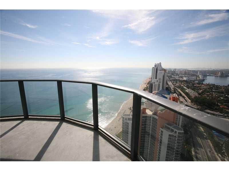 REGALIA - Residential