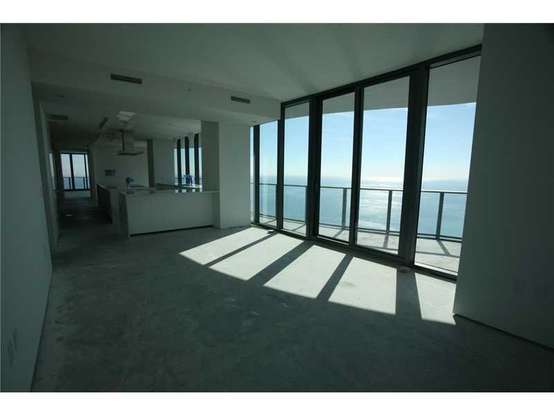 REGALIA - Residential