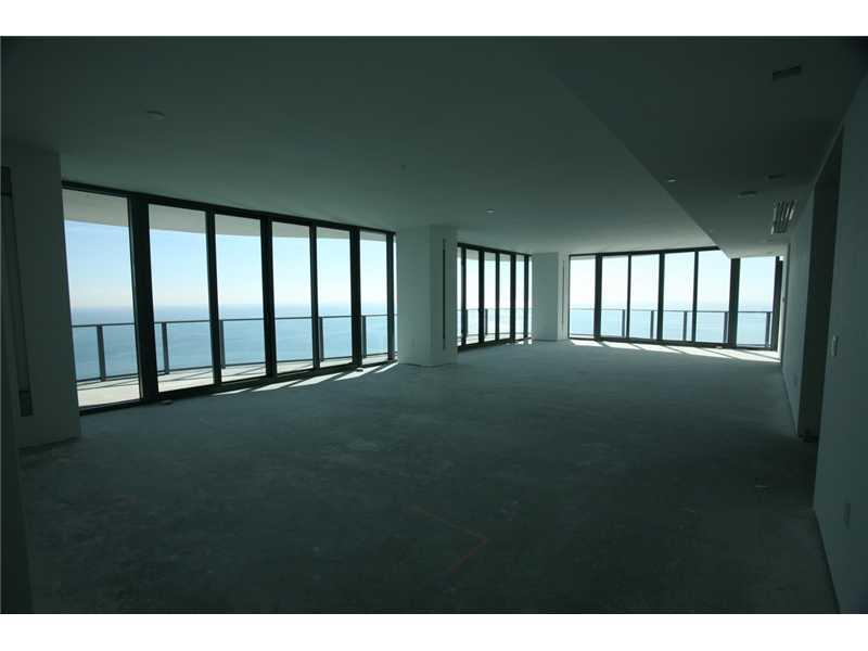 REGALIA - Residential