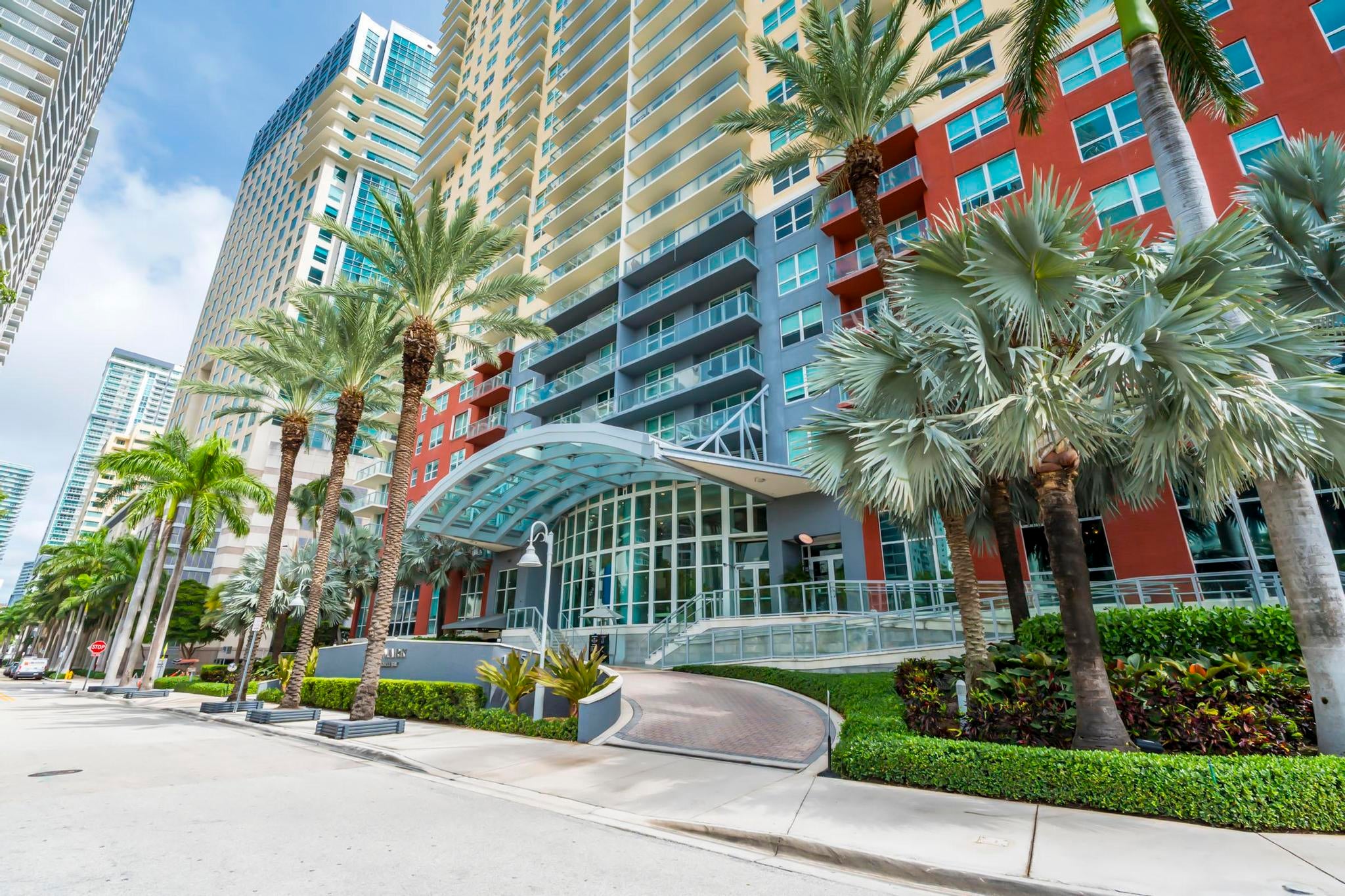 1155 BRICKELL BAY Drive 2509