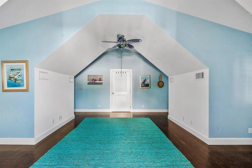 BAY HARBOR IN - Residential