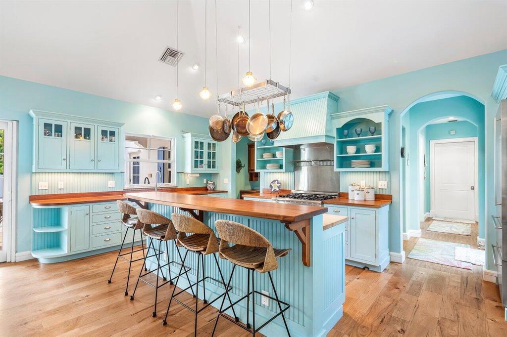 BAY HARBOR IN - Residential