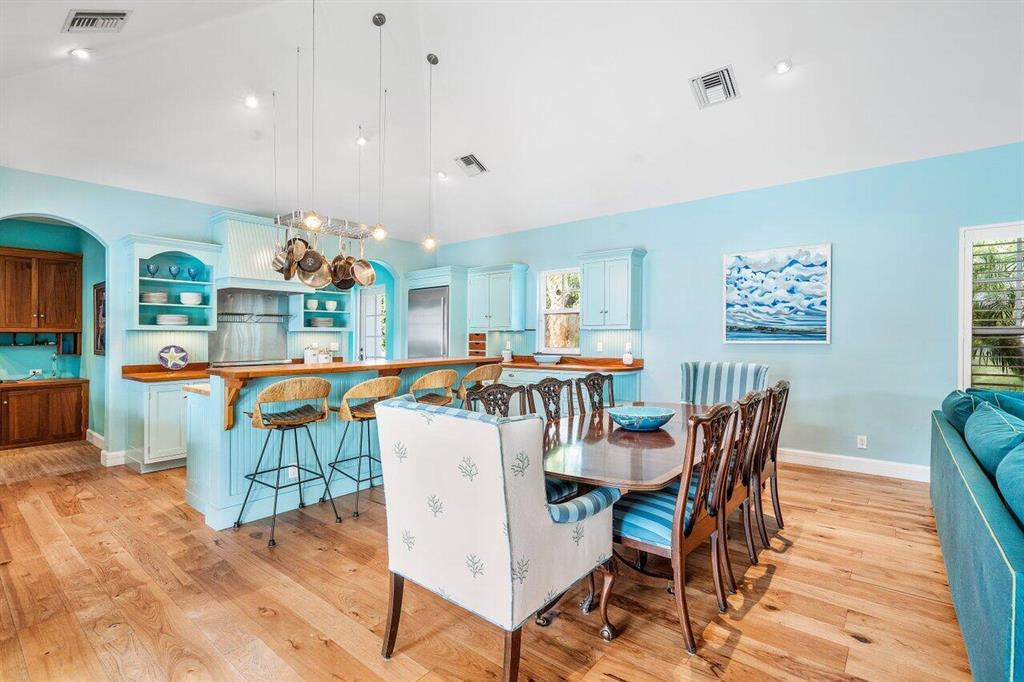 BAY HARBOR IN - Residential