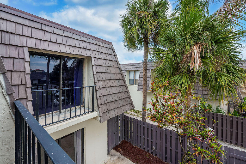 WOODSTOCK TWNHS - Residential Lease