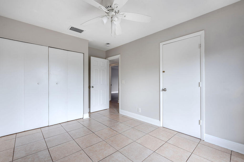 WOODSTOCK TWNHS - Residential Lease