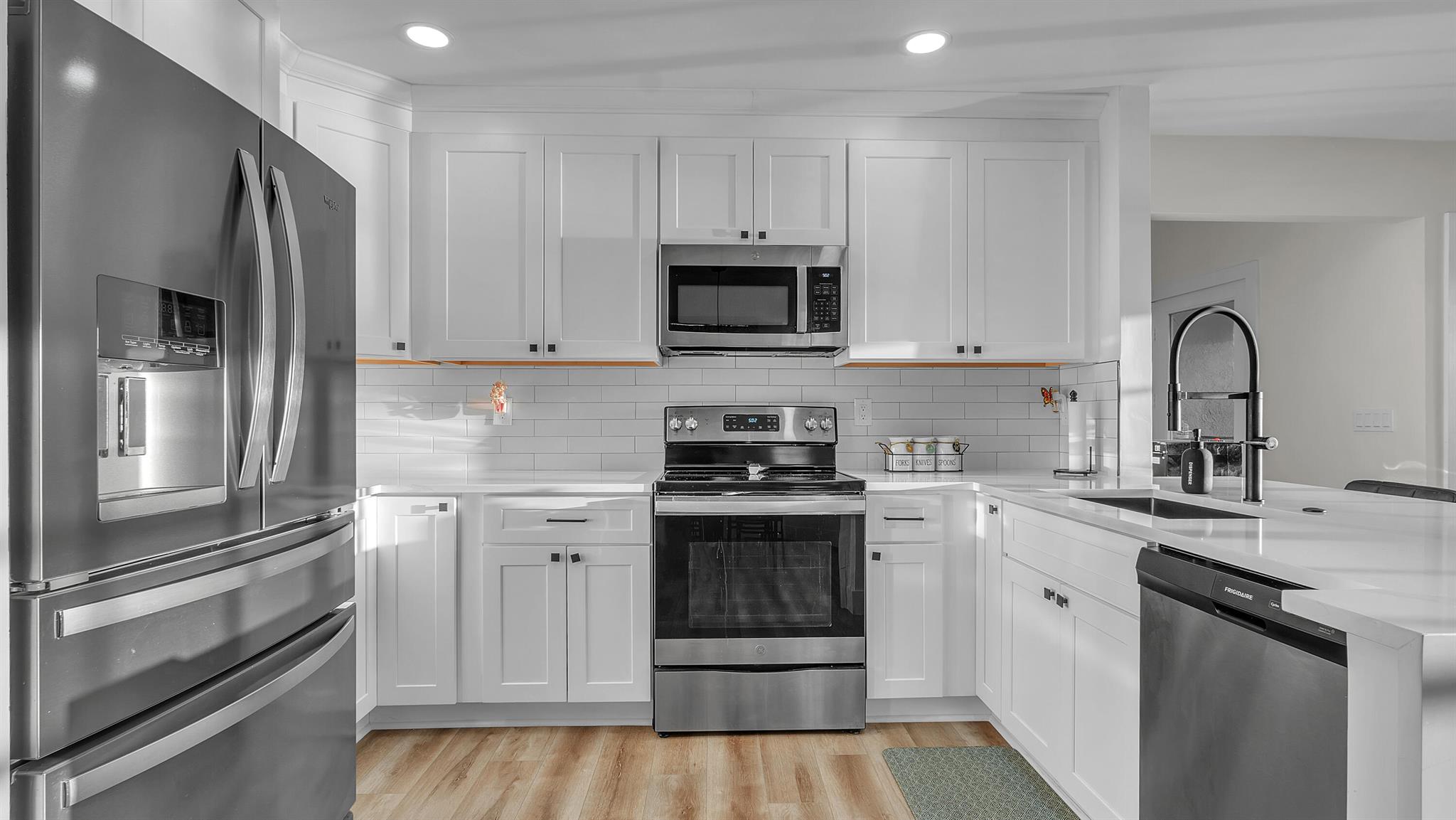 SANDCASTLE COVE - Residential