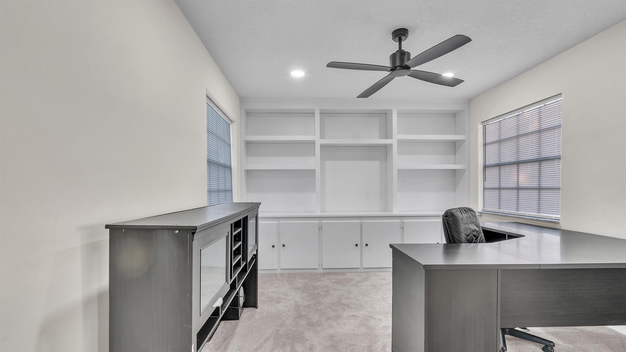 SANDCASTLE COVE - Residential