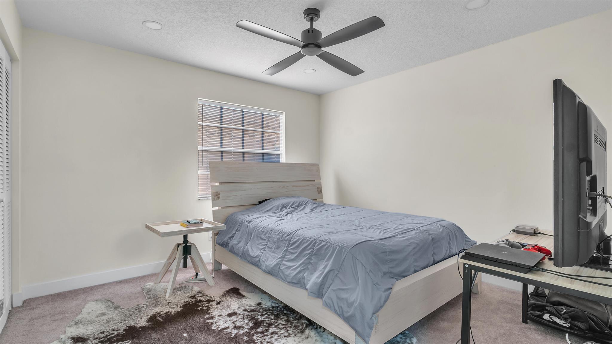 SANDCASTLE COVE - Residential