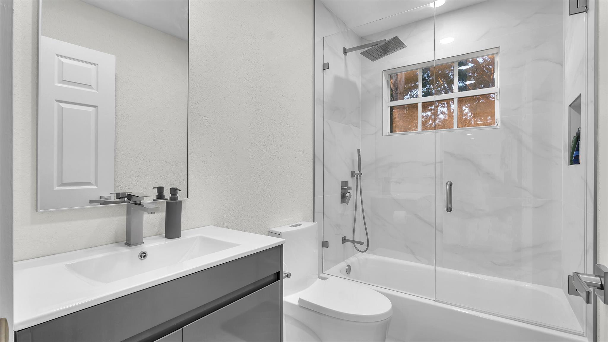 SANDCASTLE COVE - Residential