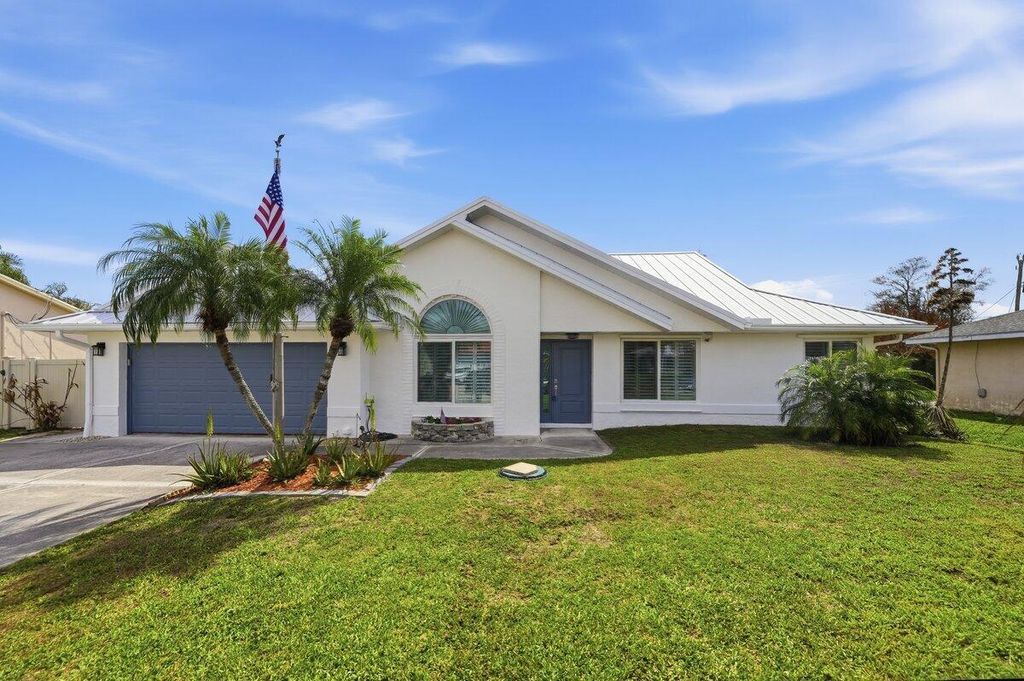 Photo of 2812 SE Pace Drive, Port Saint Lucie, FL 34984 (MLS # R11154456)