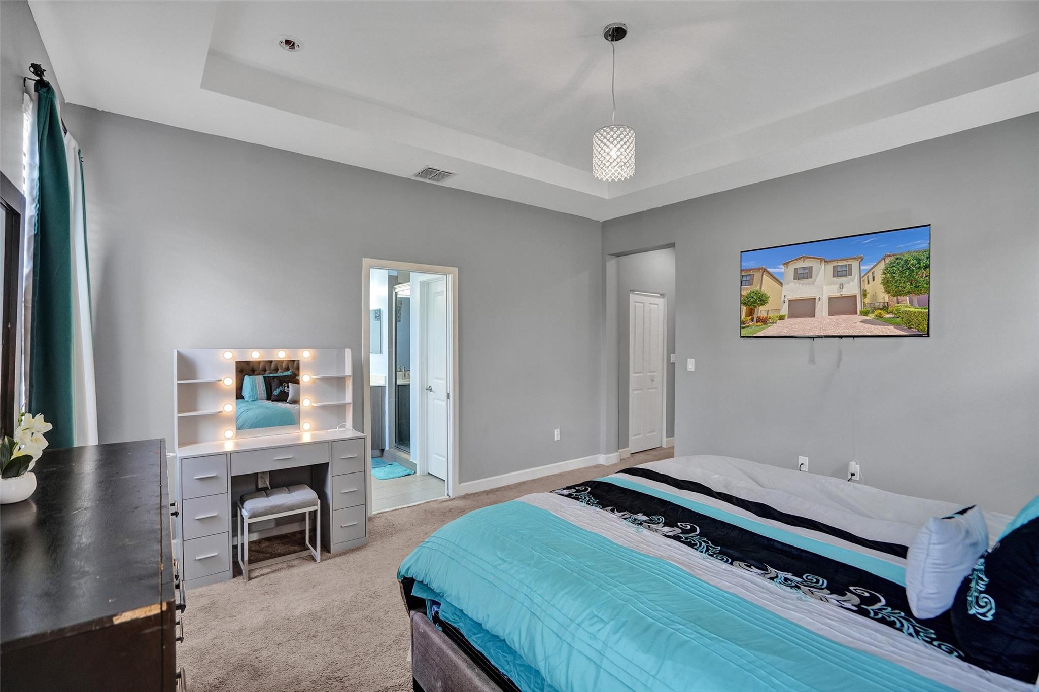 Central Parc South 182-173 - Residential