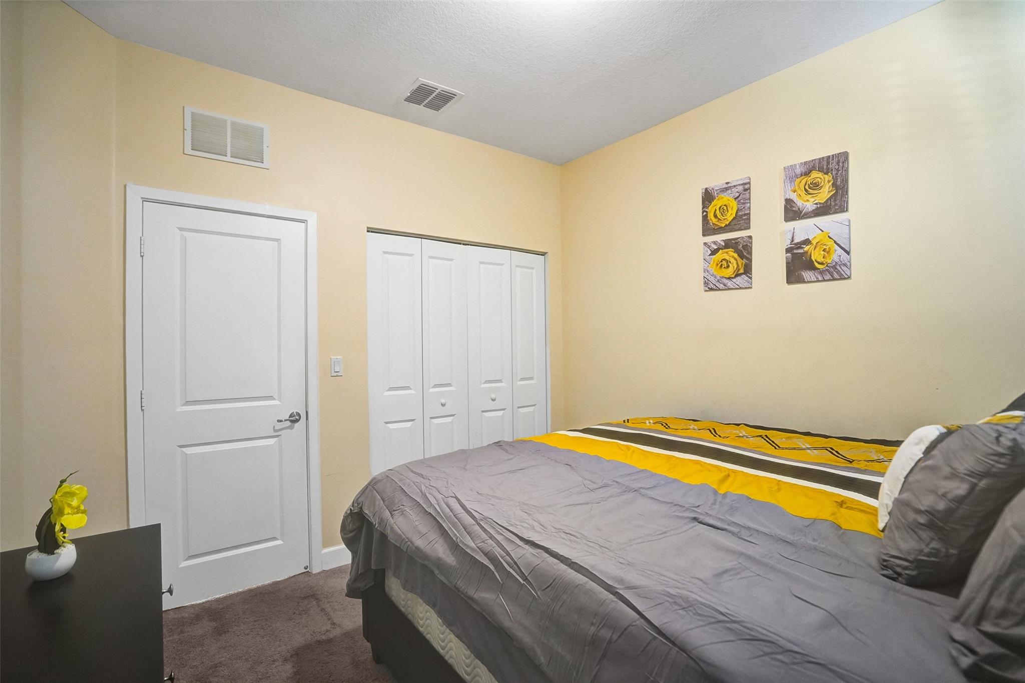 Central Parc South 182-173 - Residential