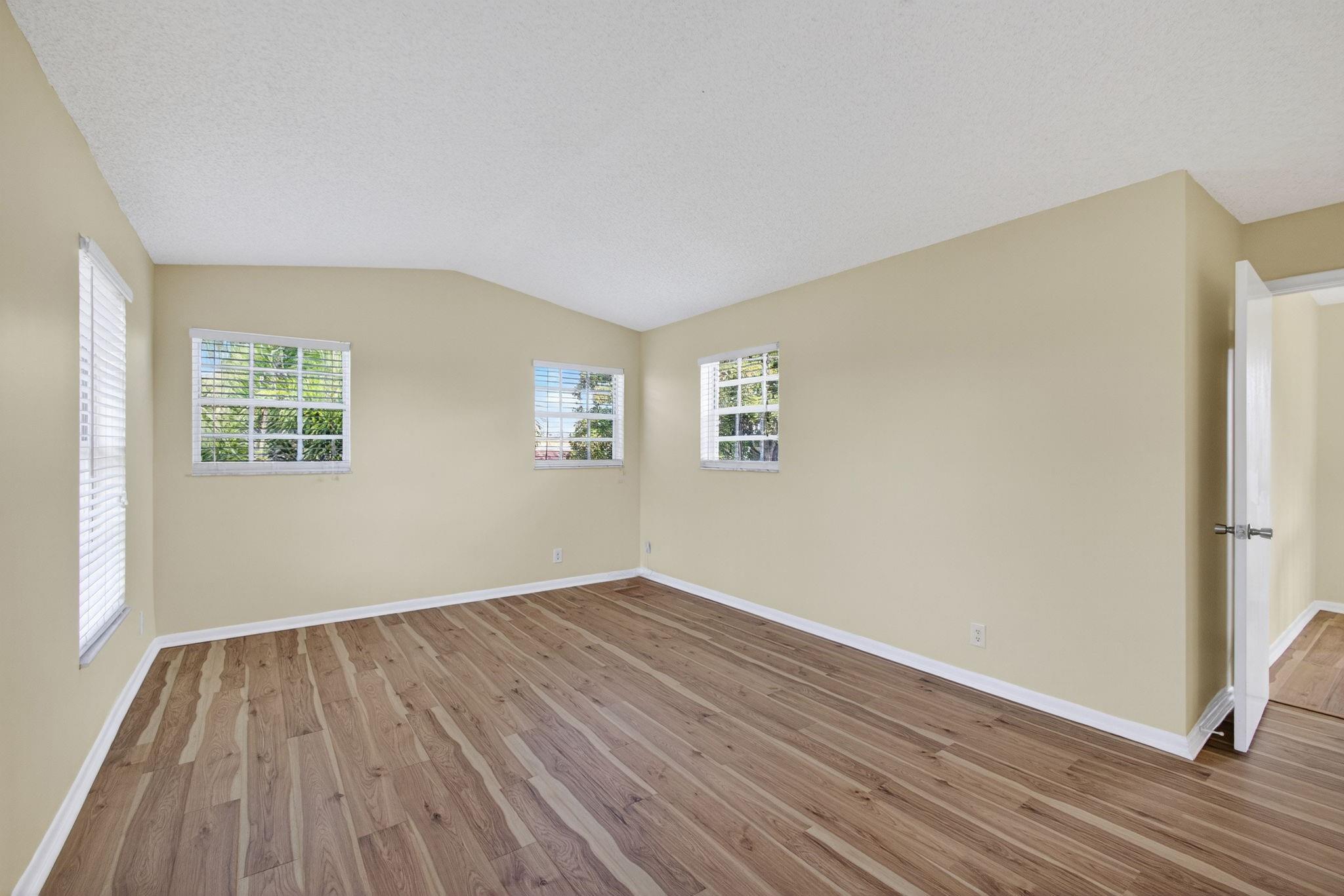 Bay Reach Condo - Residential Lease