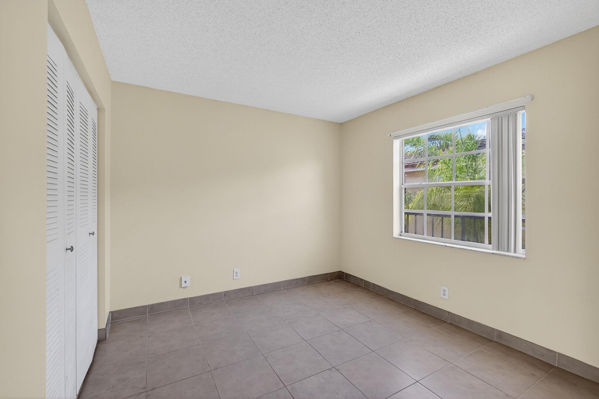 Bay Reach Condo - Residential Lease