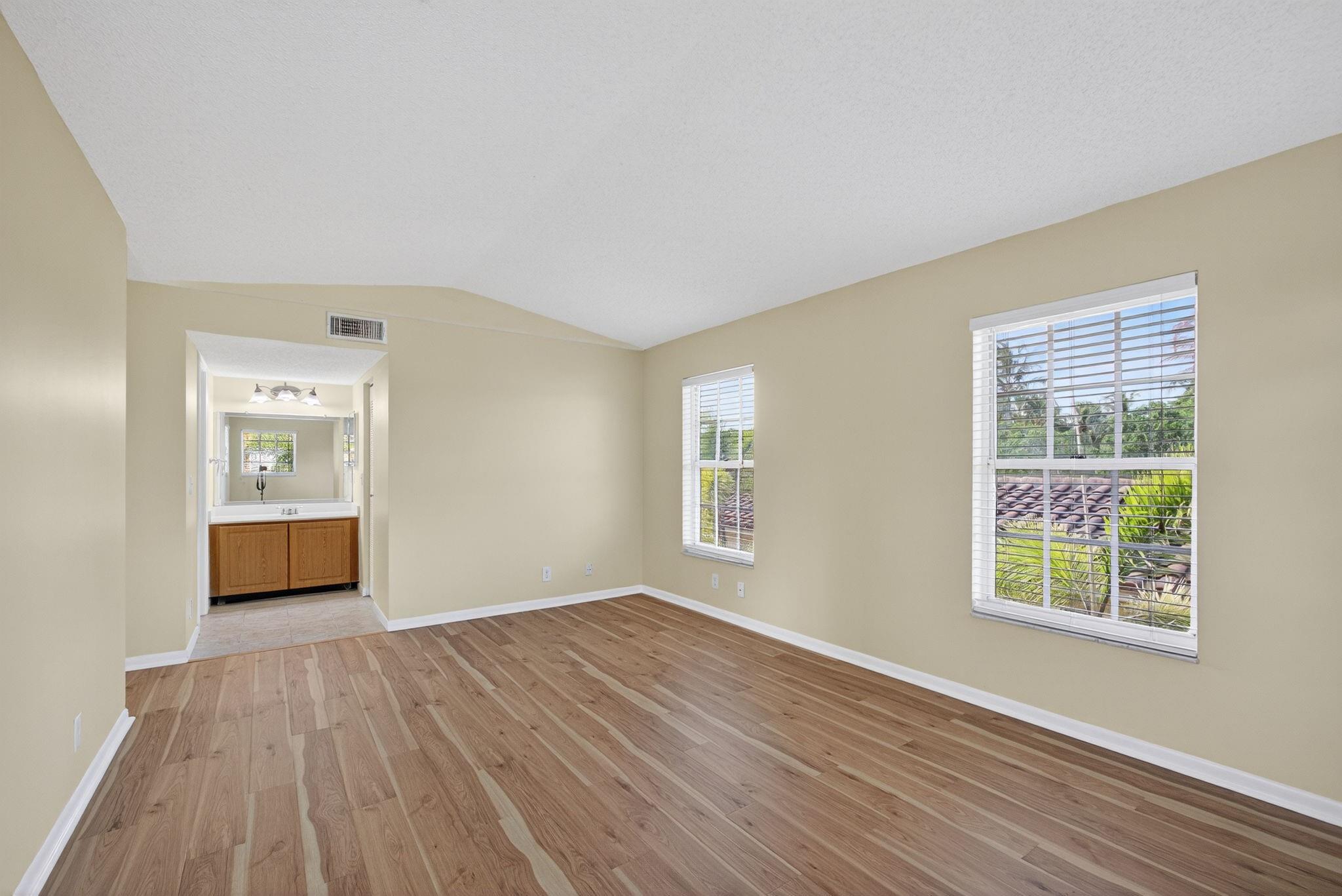 Bay Reach Condo - Residential Lease