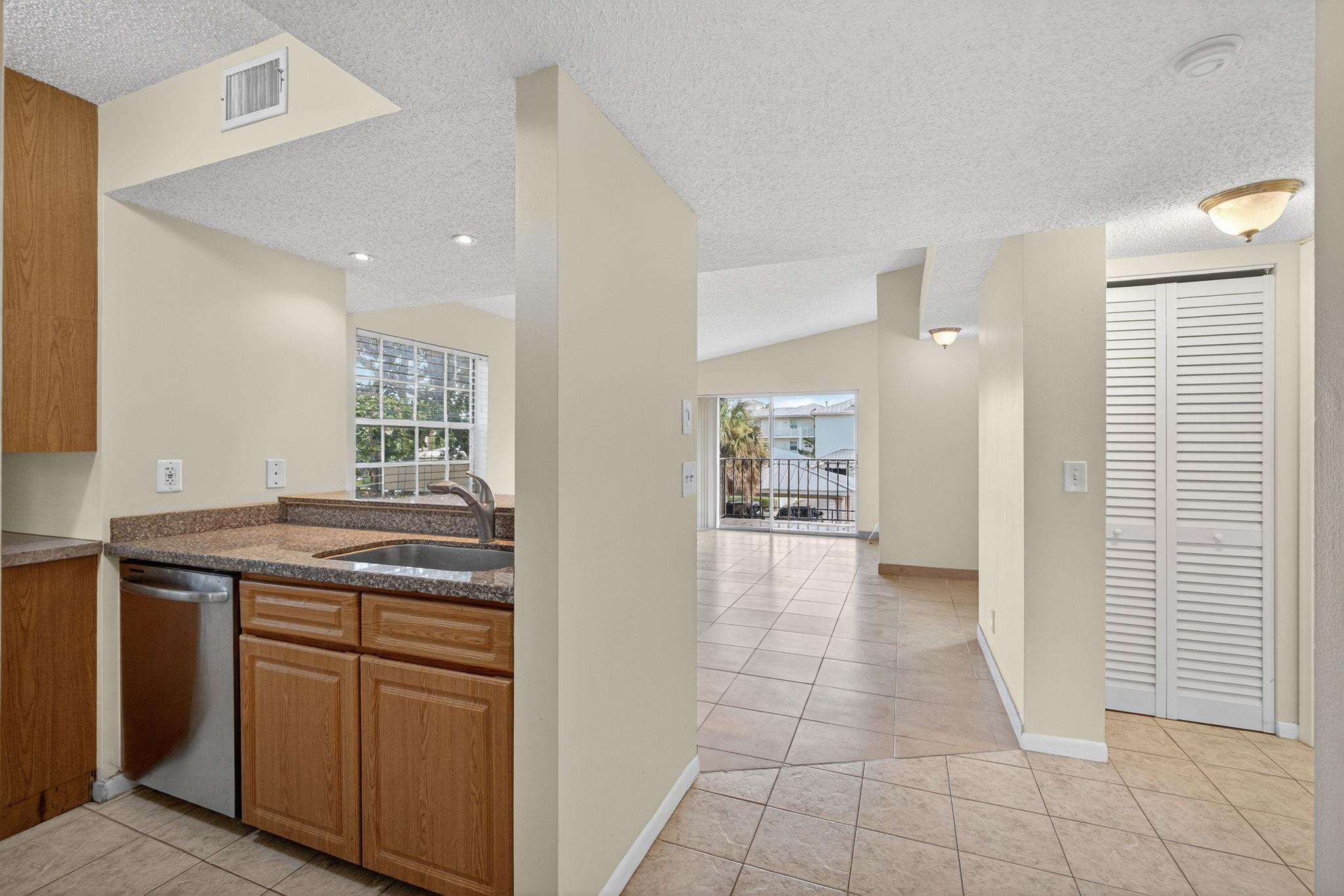 Bay Reach Condo - Residential Lease