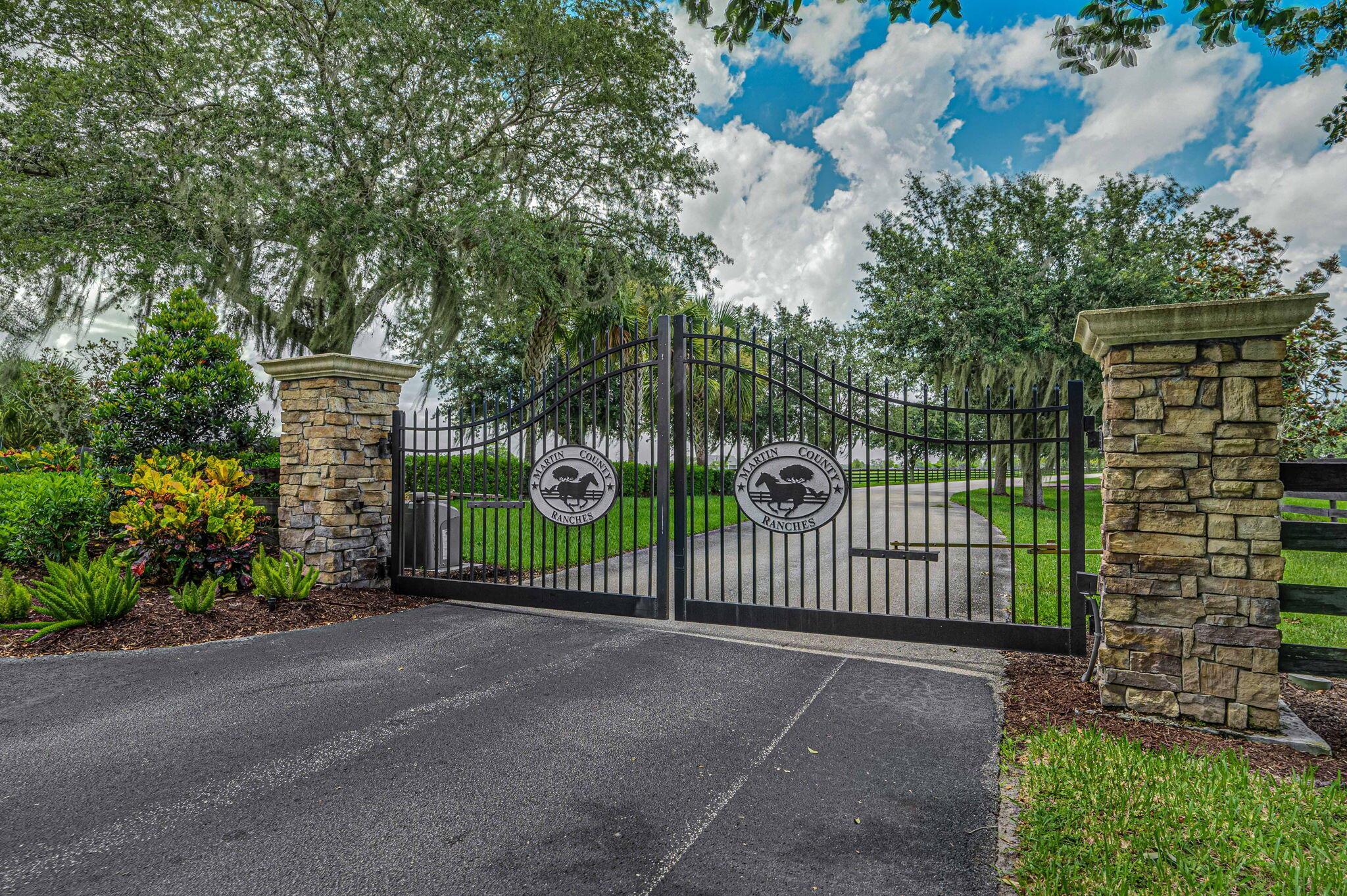 3501 SW Hunter Drive