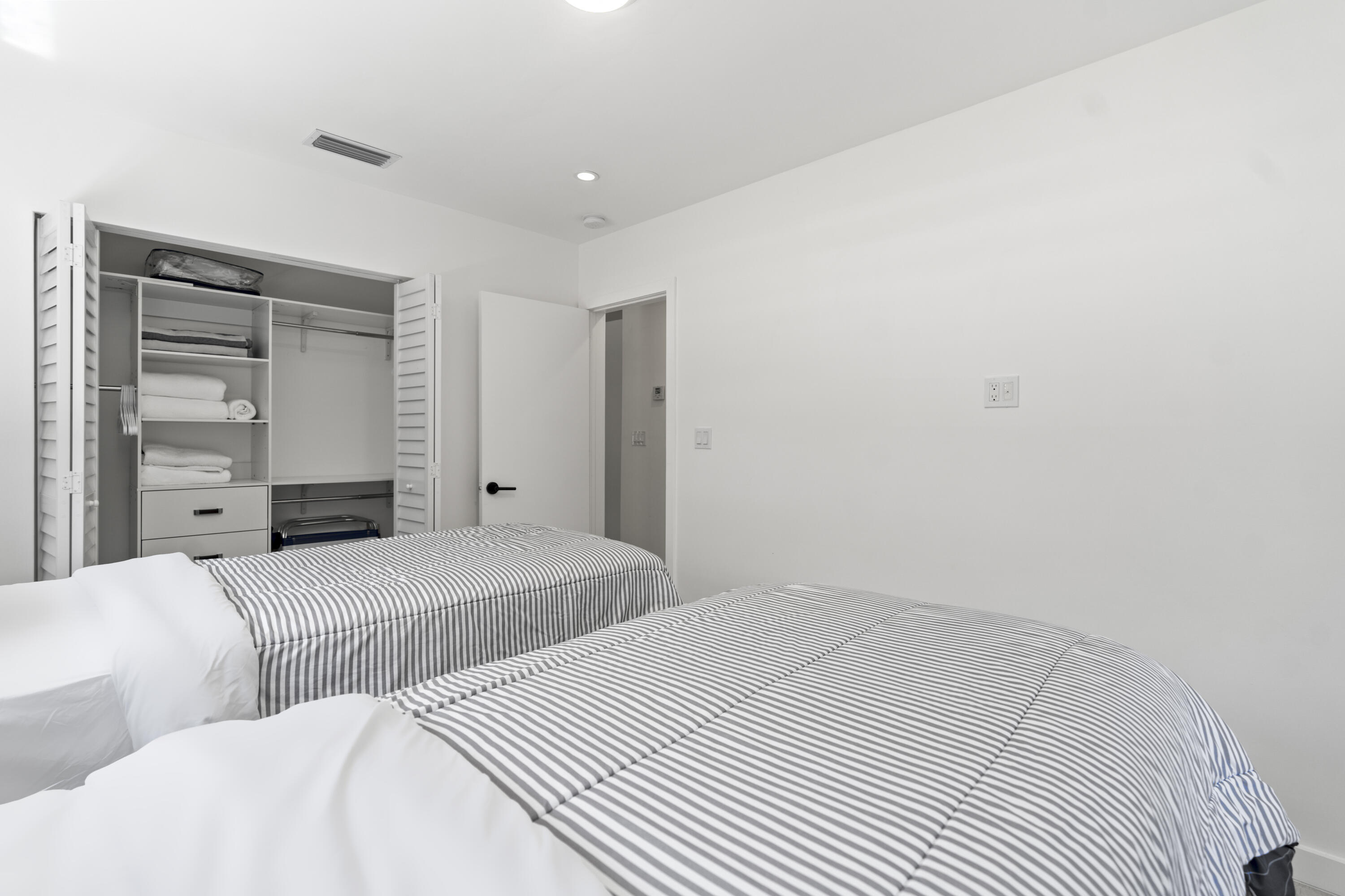 WINFIELD PARK UNIT 1 - Residential Lease