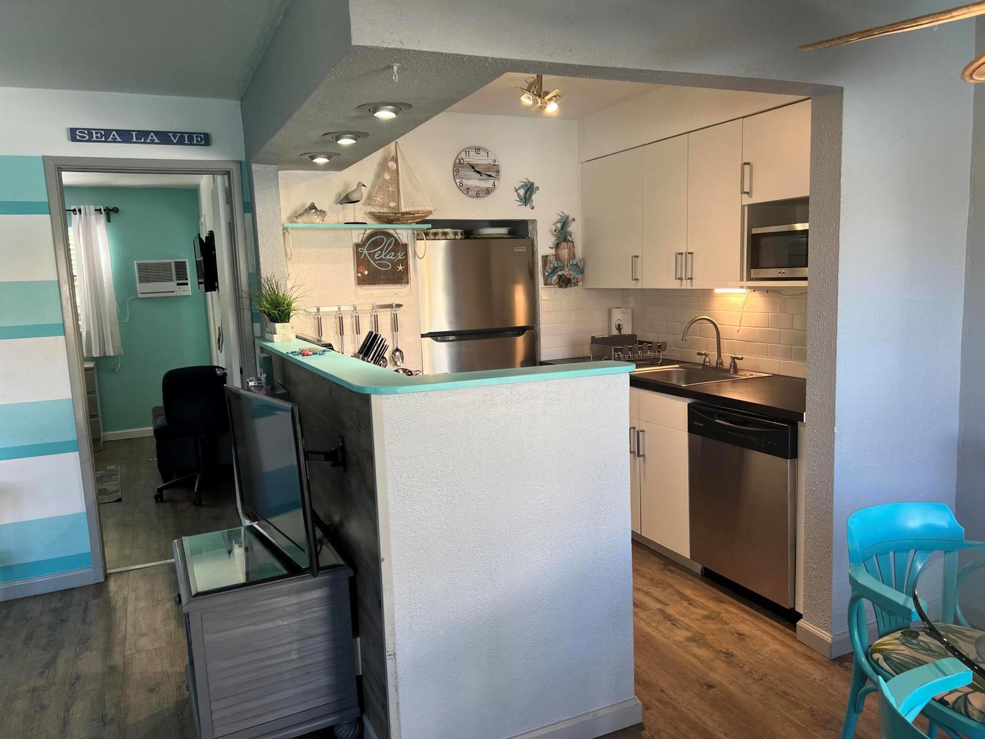 3230 NE 13th Street 105