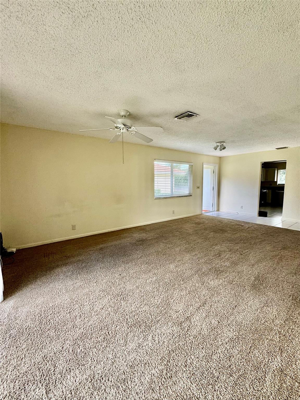 BOCA WALK - Residential