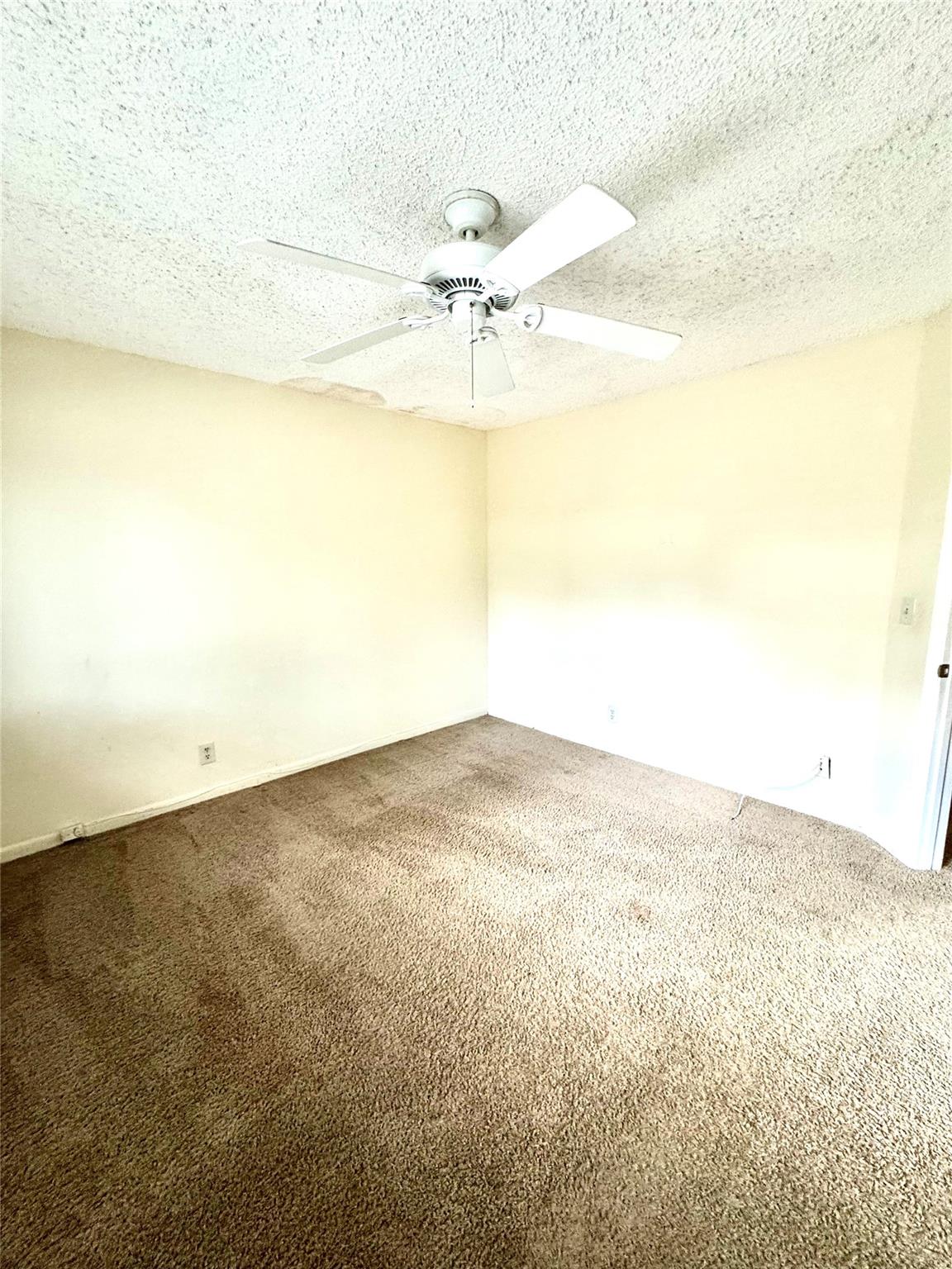 BOCA WALK - Residential