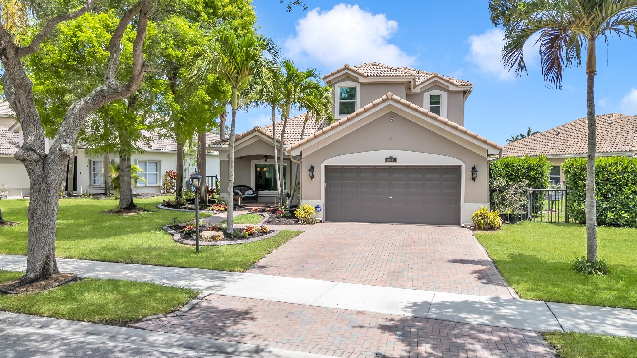10869 NW 62ND CT