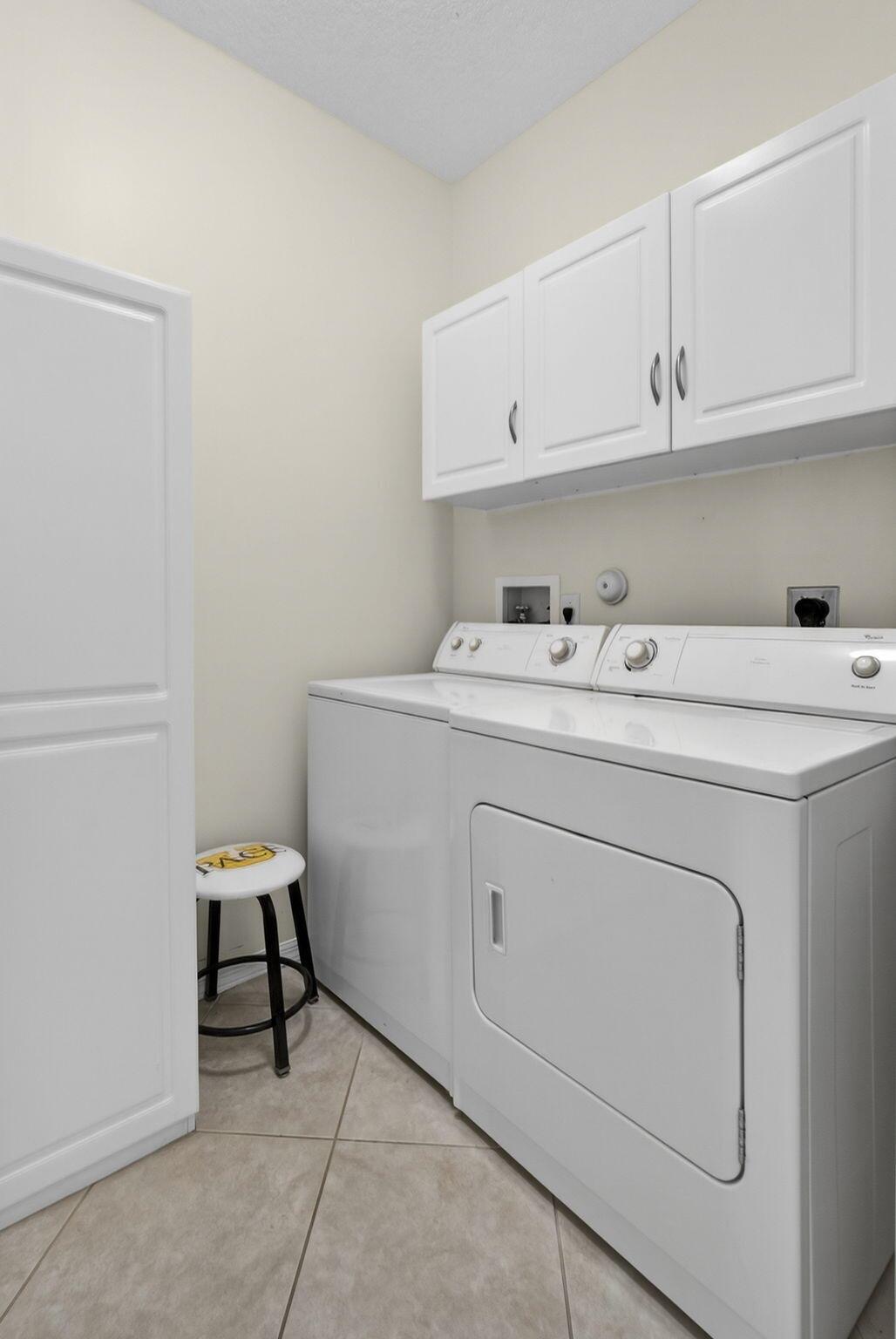 Andros Isle - Residential