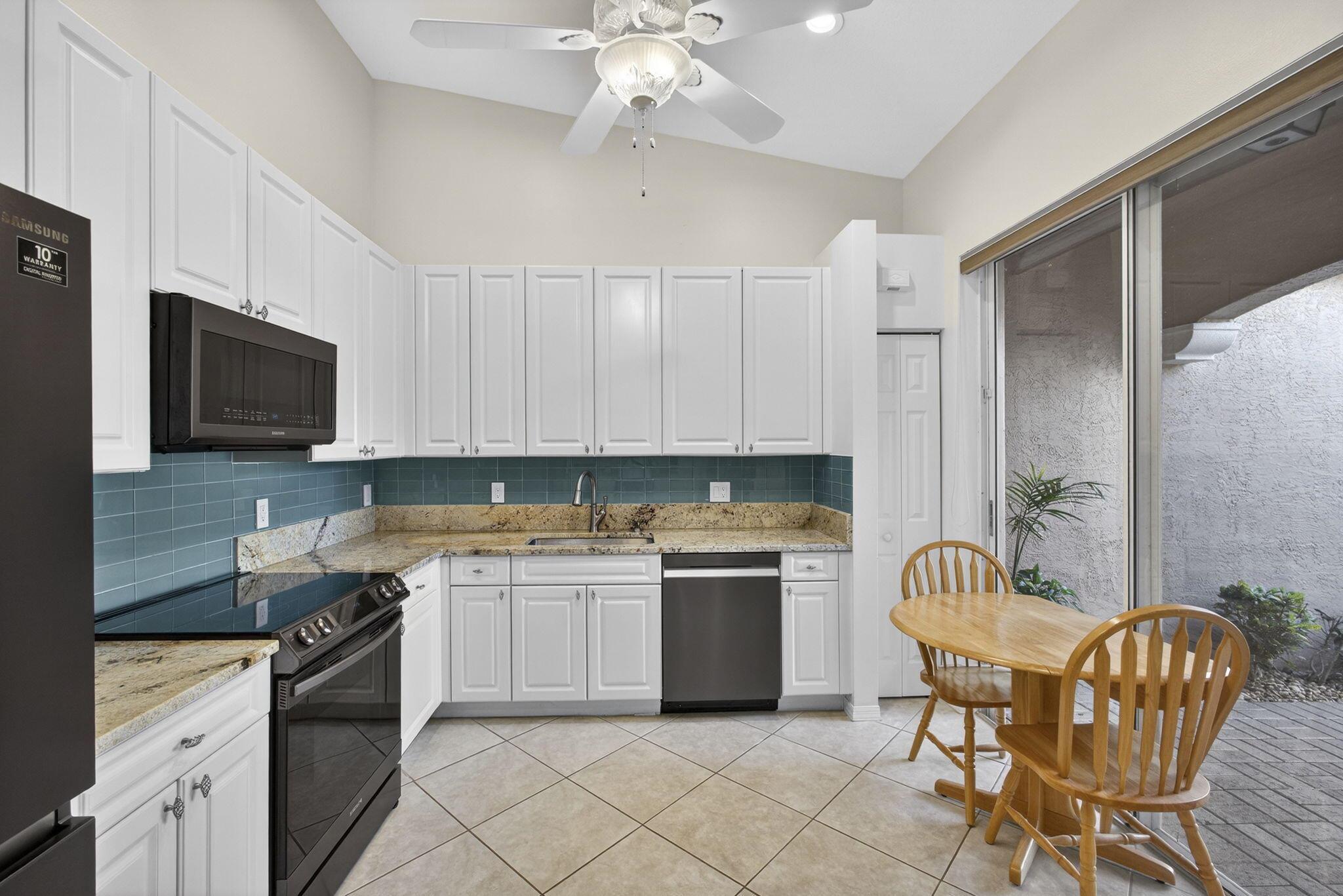 Andros Isle - Residential