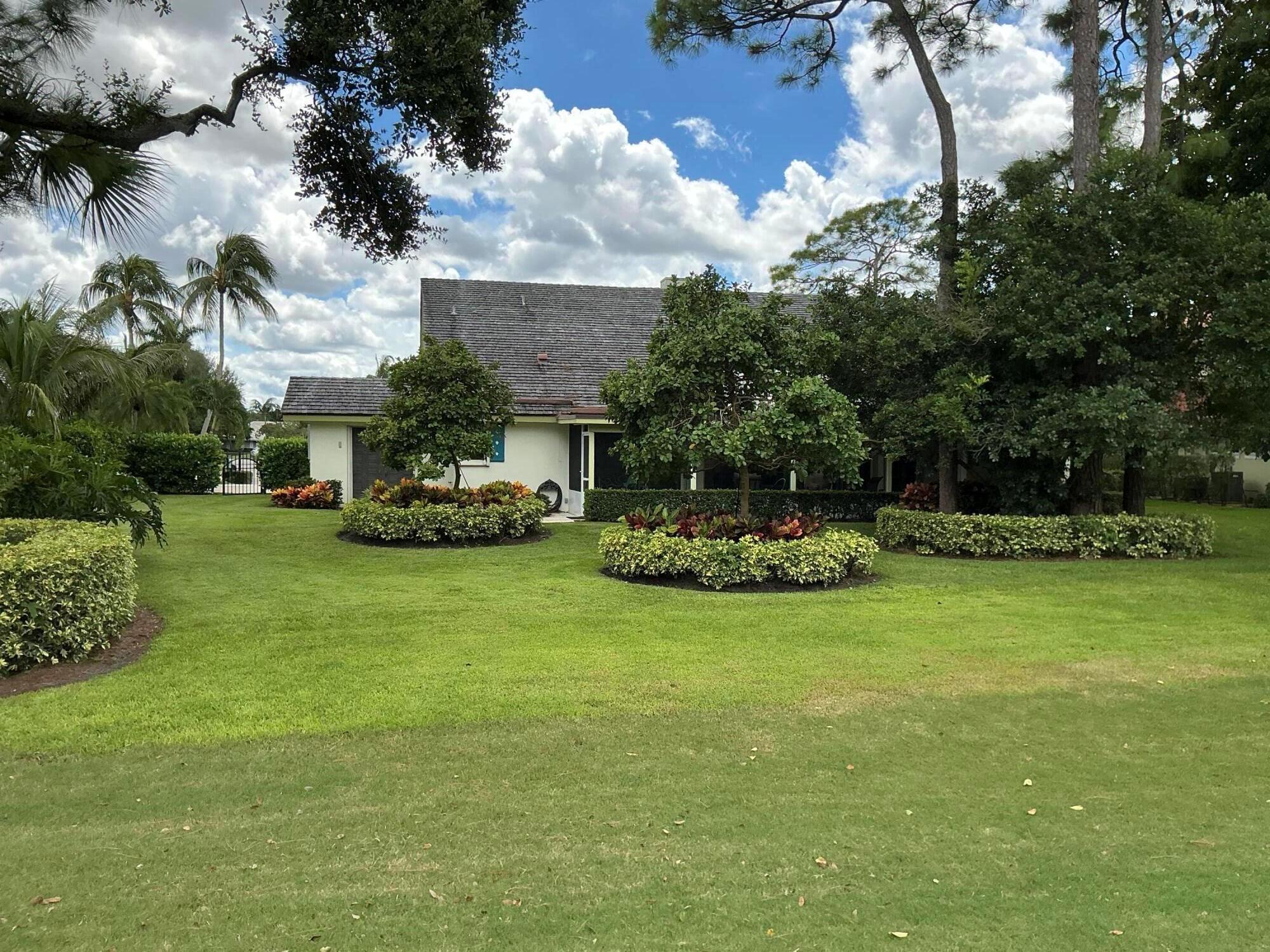 DELRAY DUNES - Residential Lease