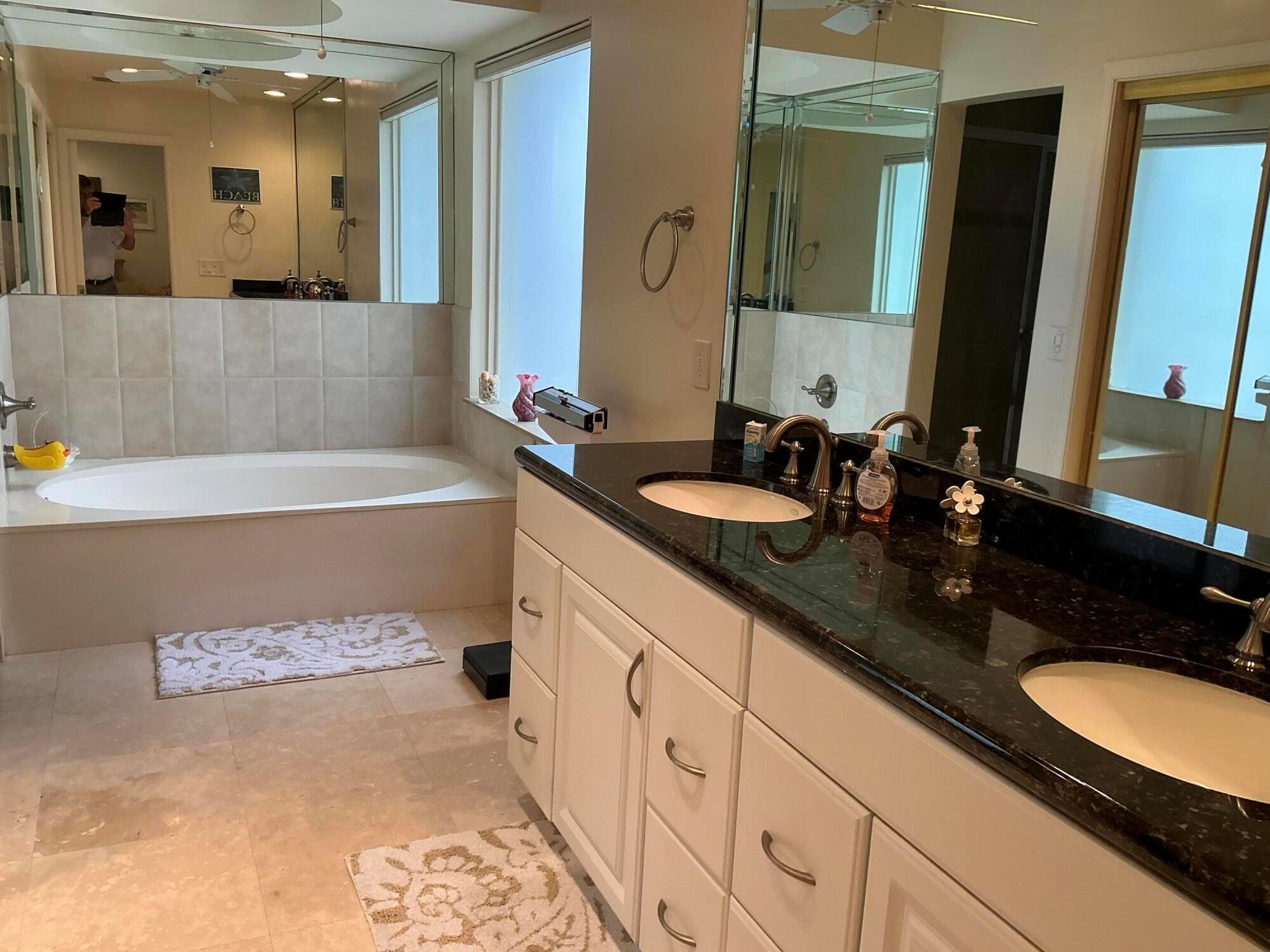 DELRAY DUNES - Residential Lease