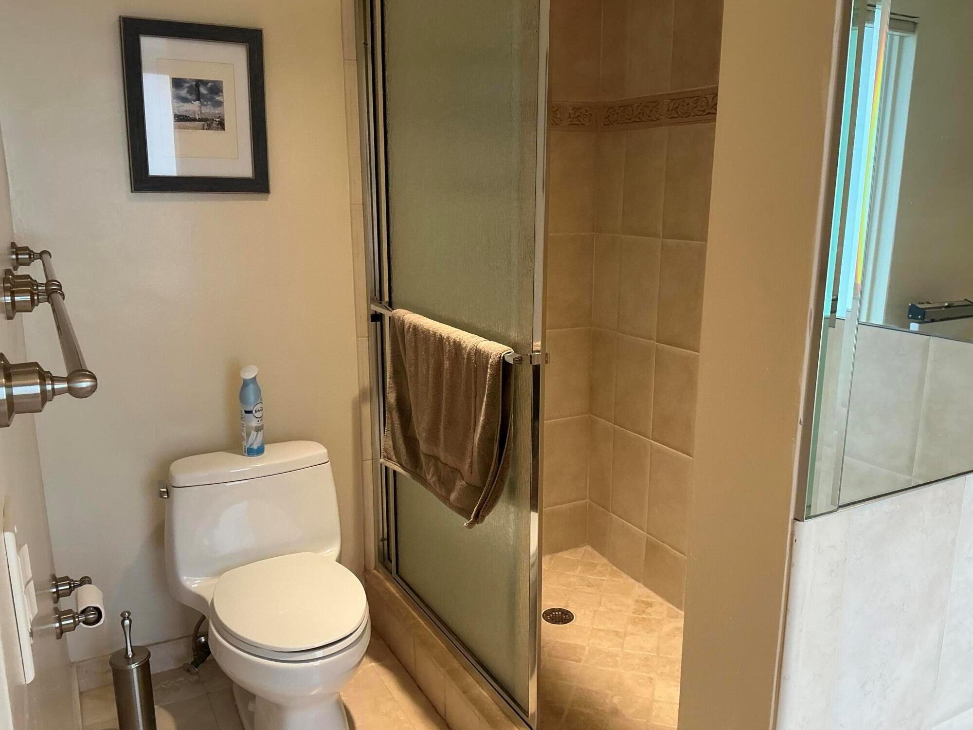 DELRAY DUNES - Residential Lease