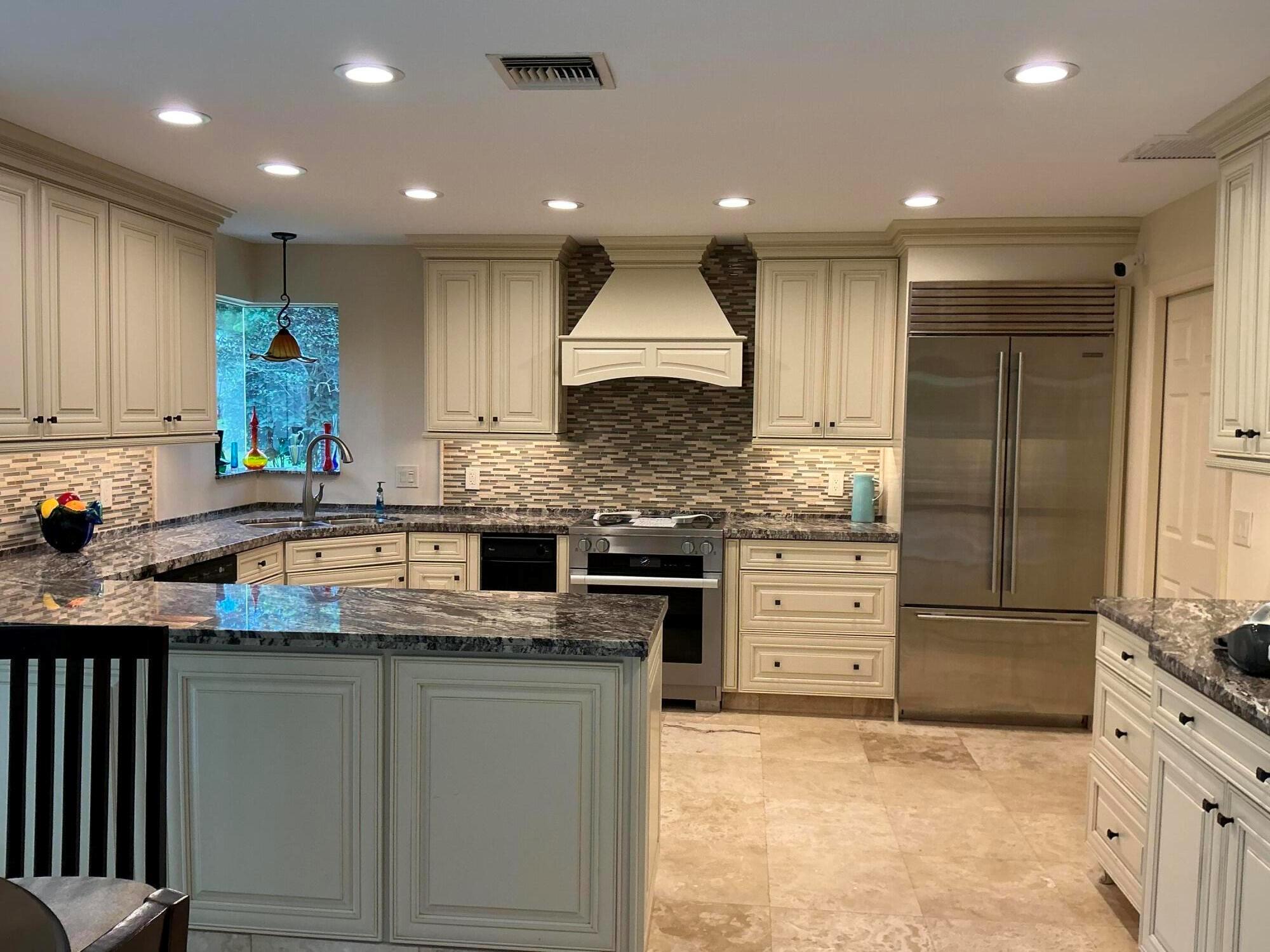 DELRAY DUNES - Residential Lease