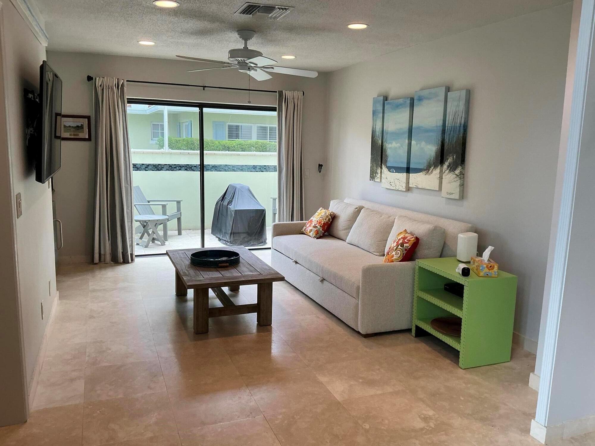 DELRAY DUNES - Residential Lease