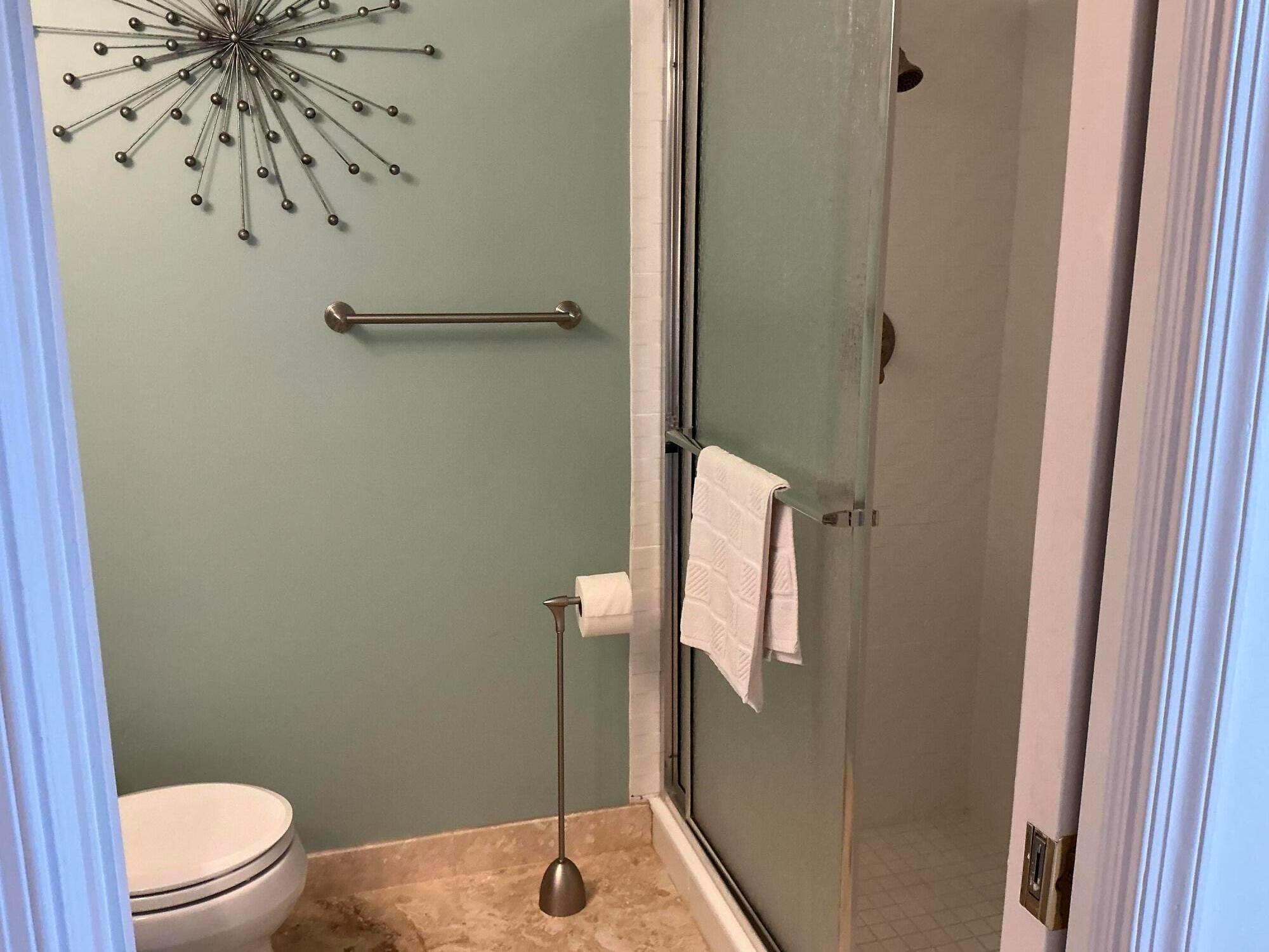 DELRAY DUNES - Residential Lease