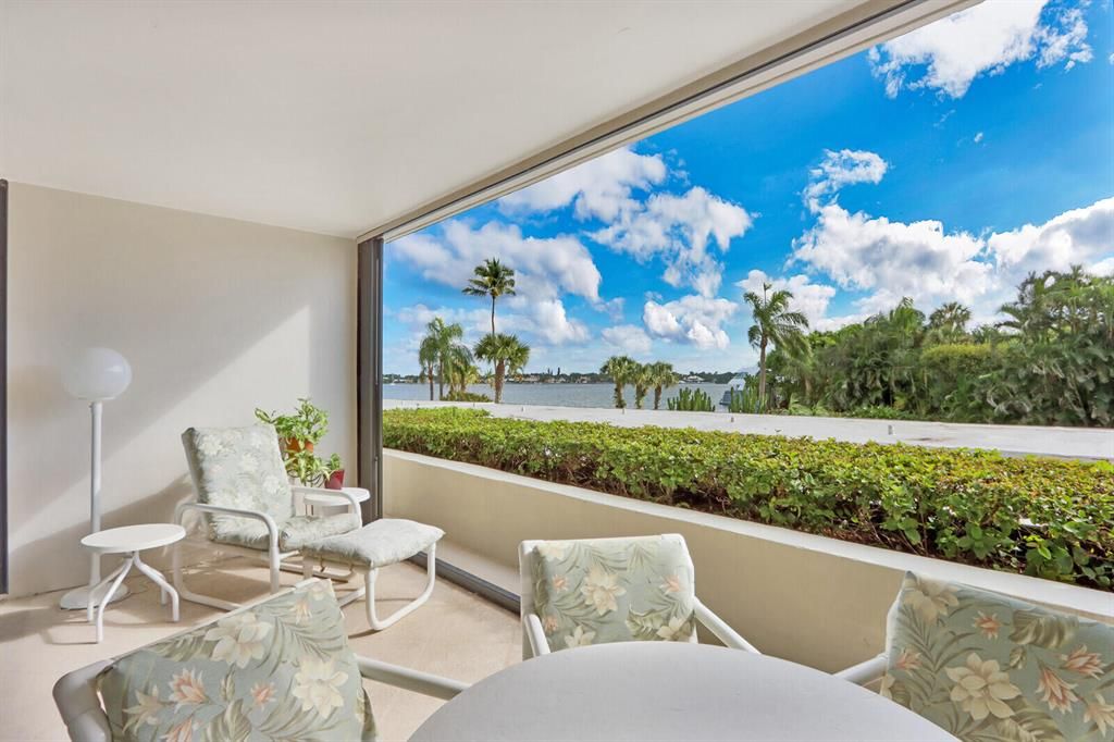 Photo of 122 Lakeshore Drive #233, North Palm Beach, FL 33408 (MLS # R10754112)