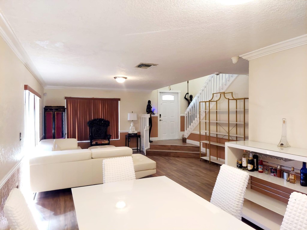 LAKESIDE SOUTH PHASE TWO - Residential