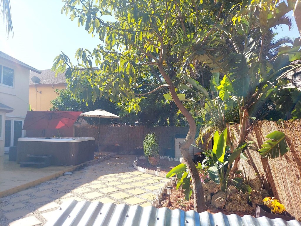 LAKESIDE SOUTH PHASE TWO - Residential