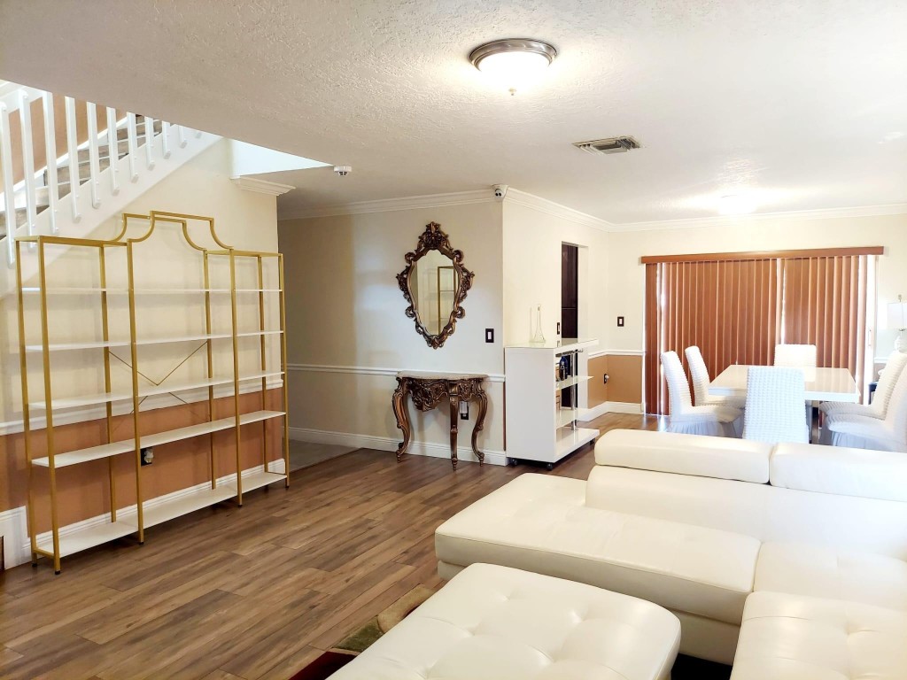 LAKESIDE SOUTH PHASE TWO - Residential