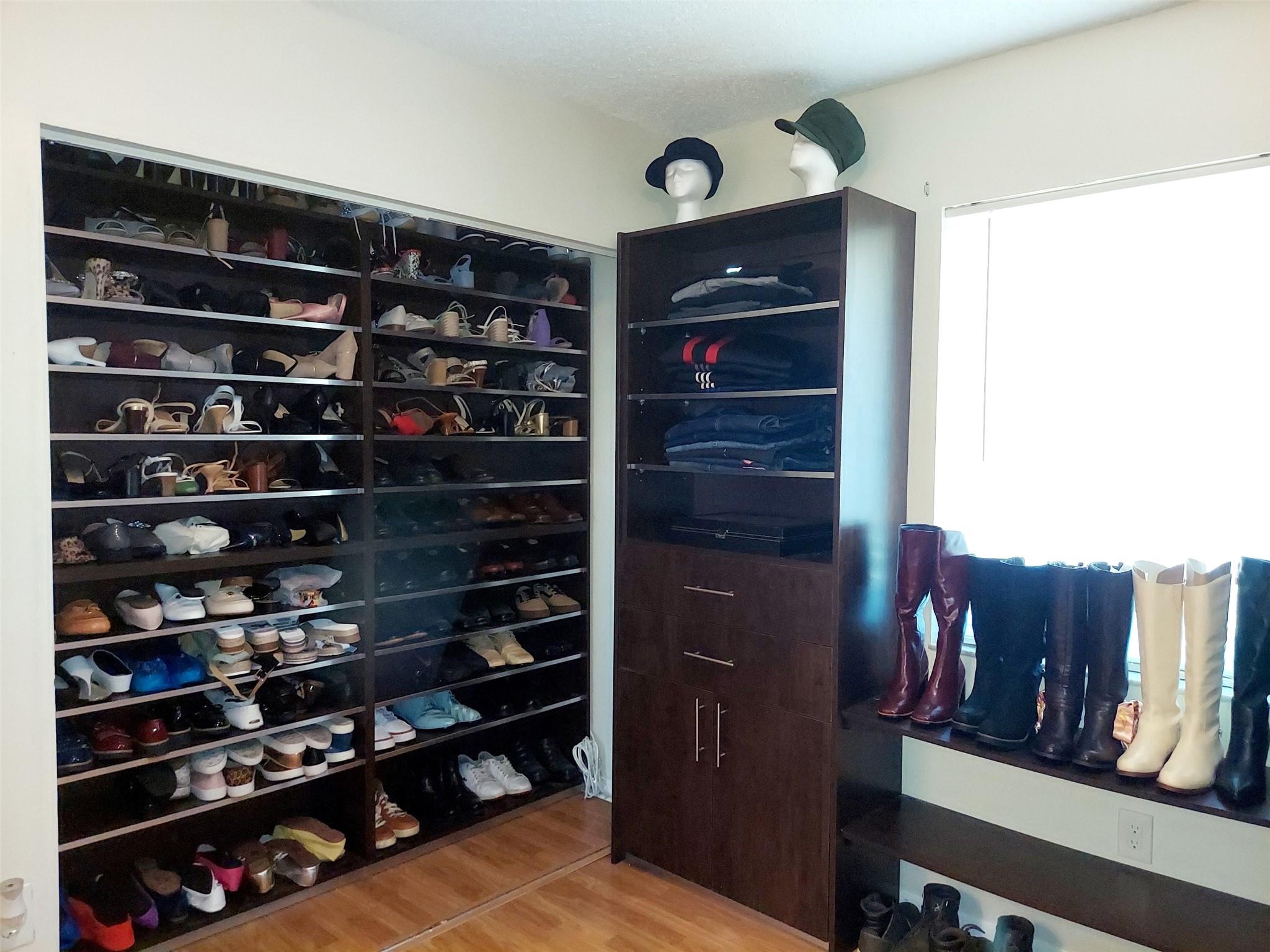 LAKESIDE SOUTH PHASE TWO - Residential