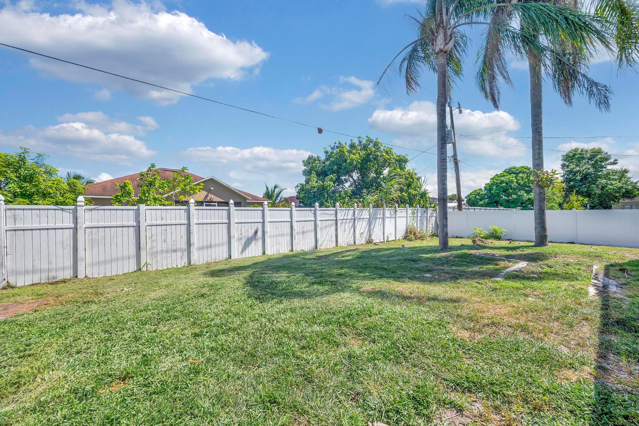 PORT ST LUCIE SECTION 13 - Residential