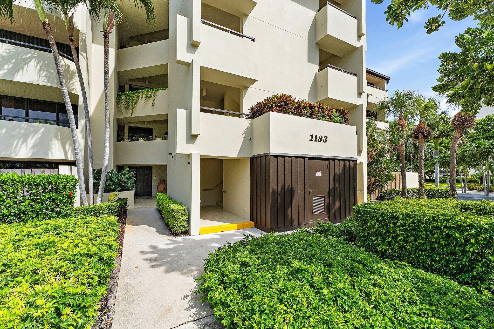 OLD PORT COVE HARBOR VILL - Residential