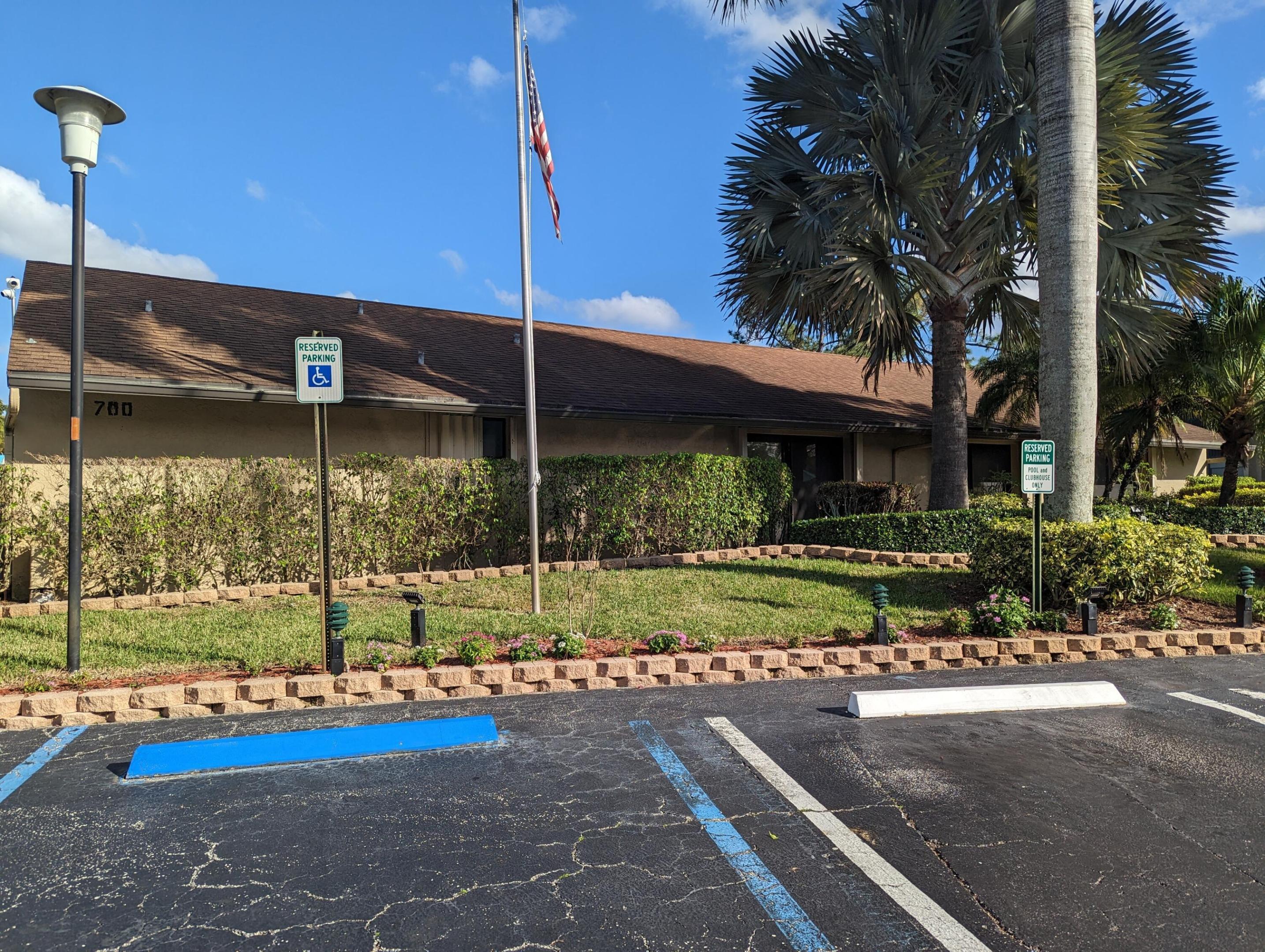 PINE RIDGE NORTH VILLAGE III CONDO - Residential