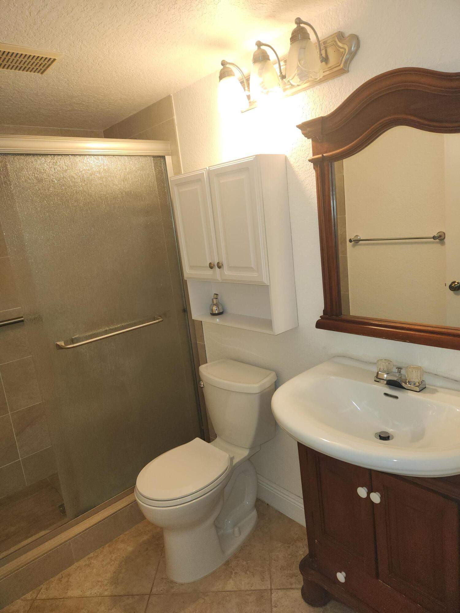 PINE RIDGE NORTH VILLAGE III CONDO - Residential