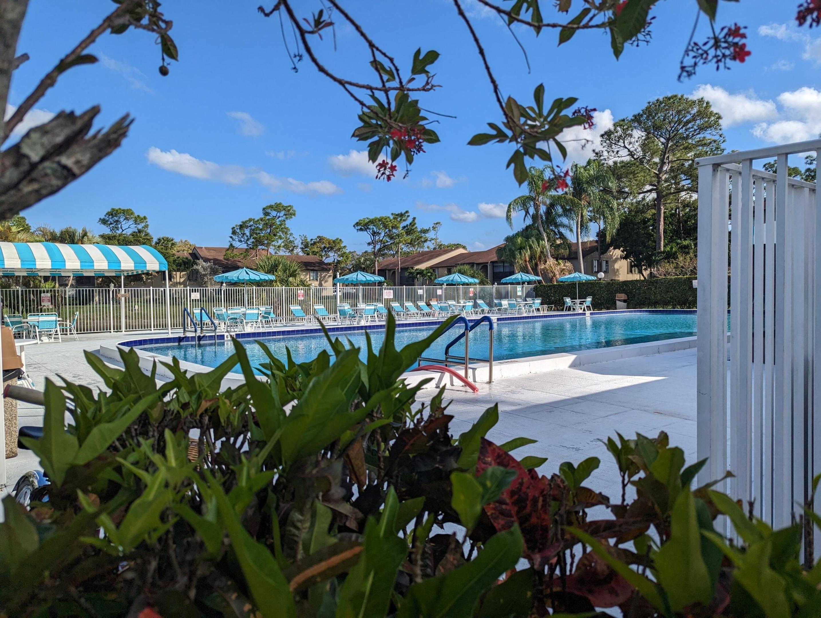 PINE RIDGE NORTH VILLAGE III CONDO - Residential